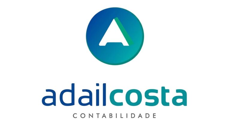 Logotipo da empresa Adail Costa Contabilidade em fundo branco com símbolo circular nas cores azul e verde.
