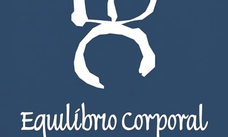 Recepcionista - Clínica Equilíbrio Corporal - Centro, Rio de Janeiro 1 Logotipo da Clínica Equilíbrio Corporal com um símbolo abstrato e o nome da empresa em letras brancas sobre um fundo azul-escuro, anunciando vaga de emprego aberta.