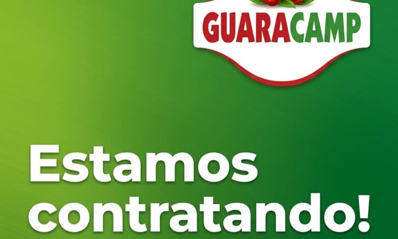 Auxiliar de Serviços Gerais - Guaracamp - Campo Grande, RJ 1 Logotipo da marca Guaracamp com frutos de guaraná e a mensagem Estamos contratando em letras brancas sobre fundo verde.