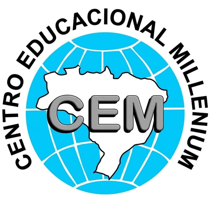 Logotipo circular do Centro Educacional Millenium com globo azul, mapa do Brasil ao centro e a sigla CEM.